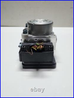 2014-2016 BMW F30 328i ABS Pump Module 6870912 F30 328i