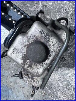 BMW e30 320i abs pump bosch 065200040 157011 1989