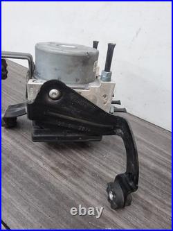 Bmw 4 Series F32 2015 Abs Pump / Control Module 6871110